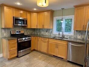 66 Water St in Westborough, MA - Foto de edificio - Building Photo