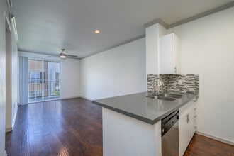 Park Central in Concord, CA - Building Photo - Interior Photo