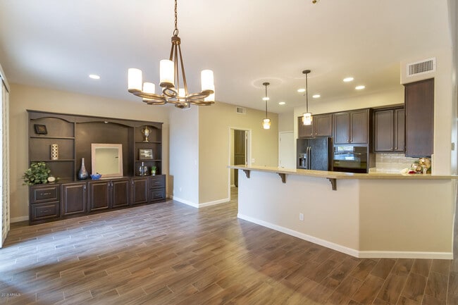 7387 E Camino Del Monte in Scottsdale, AZ - Building Photo - Building Photo