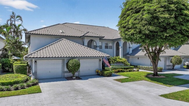 property at 11698 Briarwood Cir