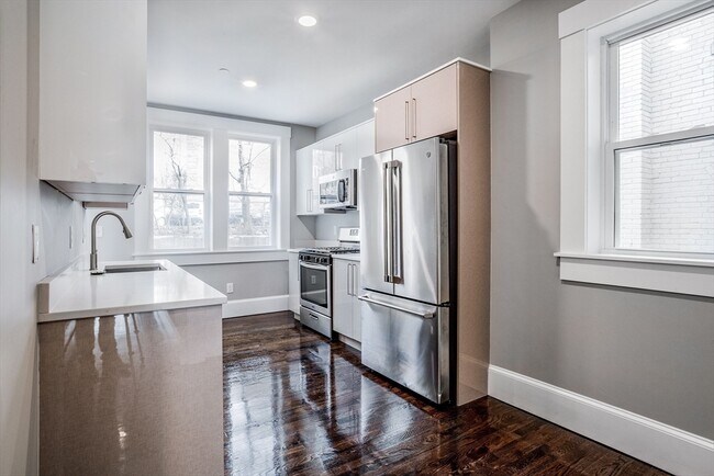 59 Strathmore Rd, Unit 4 in Boston, MA - Building Photo - Building Photo