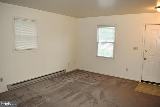 959 Orchard Dr in Chambersburg, PA - Building Photo - Building Photo