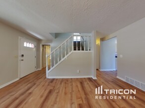 7032 S Tremont Way in Midvale, UT - Building Photo - Building Photo