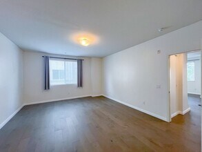 13021 Central Ave in Hawthorne, CA - Building Photo - Building Photo