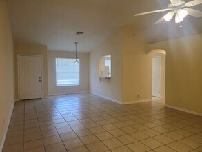 2701 Owen Ave S in Lehigh Acres, FL - Building Photo - Building Photo
