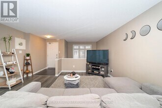 309 Galston Private in Ottawa, ON - Building Photo - Building Photo