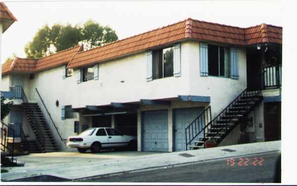 240 W Avenida Palizada in San Clemente, CA - Building Photo