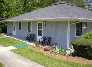 Desoto Square Apartments in Hayesville, NC - Building Photo - Building Photo