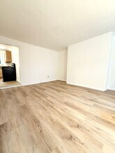 473 Wilbur Ave in Kingston, NY - Building Photo - Building Photo