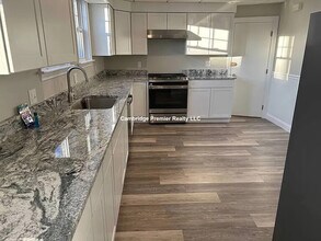 2232 Mystic Valley Pky, Unit 2 in Medford, MA - Building Photo - Building Photo