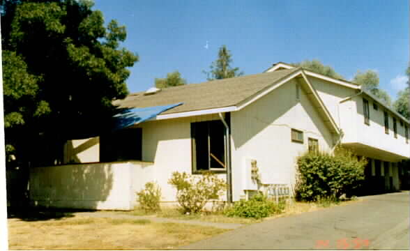 2500 Kenton Ct in Santa Rosa, CA - Building Photo - Building Photo