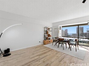 1750 Kalakaua Ave in Honolulu, HI - Building Photo - Building Photo
