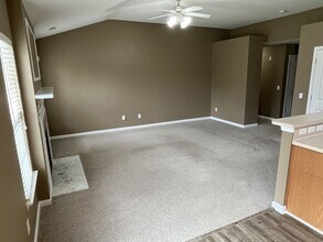 6029 Grove Creek Ln in Charlotte, NC - Building Photo - Building Photo