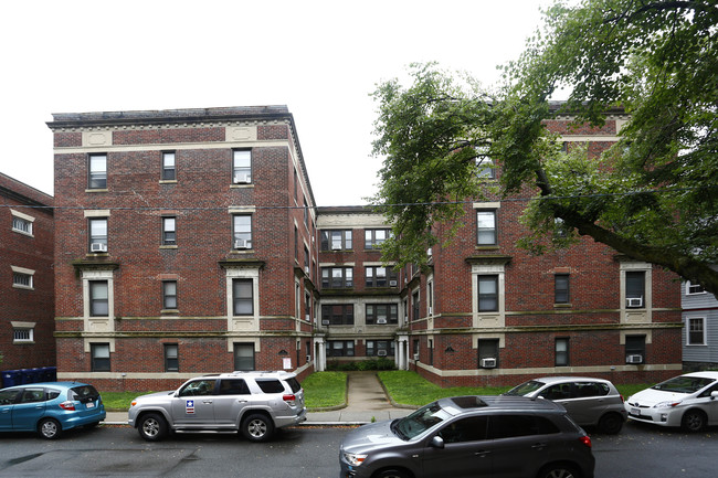 14-16 Lakeville Rd in Jamaica Plain, MA - Foto de edificio - Building Photo