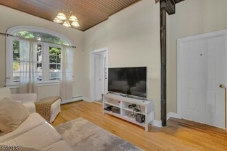 1 Conklin Ave in Morristown, NJ - Building Photo - Building Photo