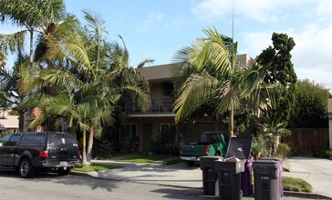 770 Roswell Ave in Long Beach, CA - Foto de edificio - Building Photo
