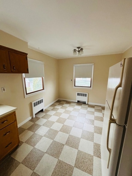 40 Frost Pond Rd in Glen Cove, NY - Building Photo - Building Photo