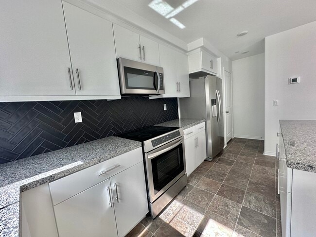 7108 Olive Grove St in Riverside, CA - Building Photo - Building Photo