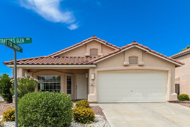 972 Trackers Glen Ave