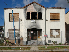 1185 Alexandria Ave in Los Angeles, CA - Building Photo - Building Photo