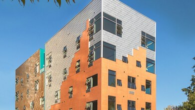 135 Adams St in Denver, CO - Building Photo - Building Photo