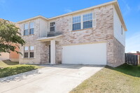 143 Birchwood Bay in San Antonio, TX - Building Photo - Building Photo