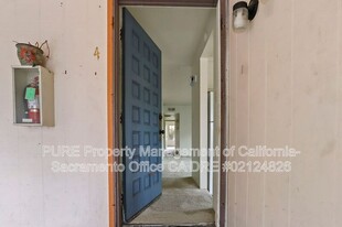 1921 28th St in Sacramento, CA - Building Photo - Building Photo