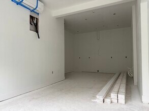 251 Sladen St in Dracut, MA - Building Photo - Building Photo