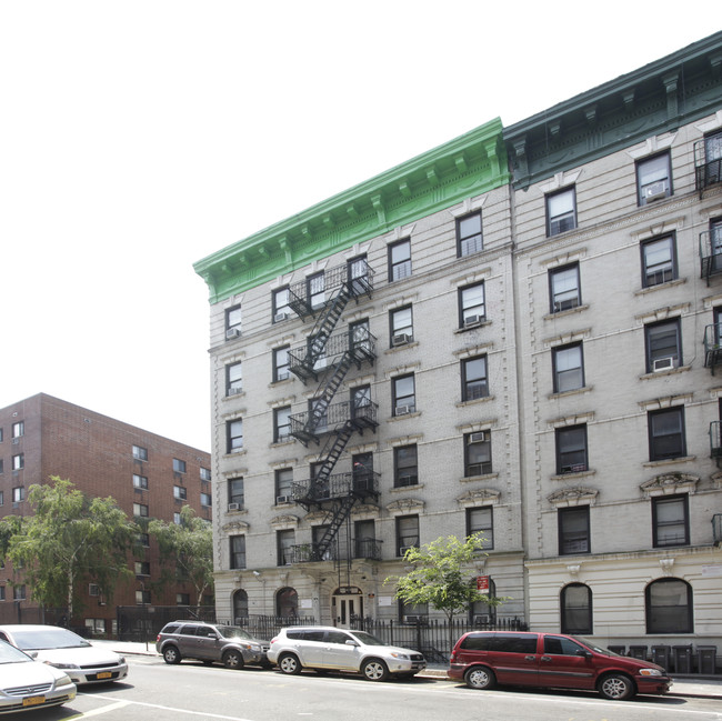 518-520 W 161st St in New York, NY - Building Photo - Building Photo