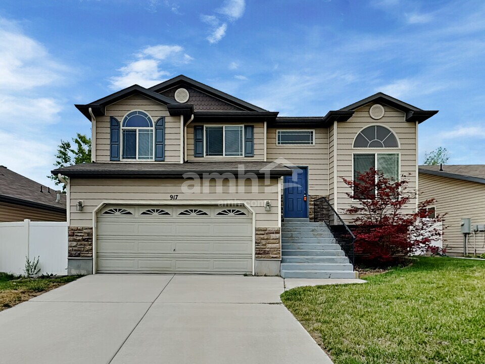 917 Longleaf Dr in North Salt Lake, UT - Building Photo