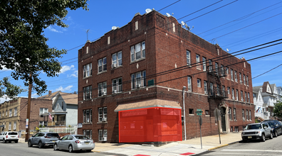 672-674 Avenue A in Bayonne, NJ - Building Photo - Building Photo