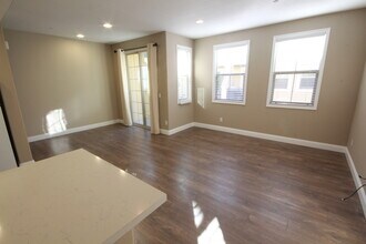 5030 Juneberry Ct in San Diego, CA - Building Photo - Building Photo