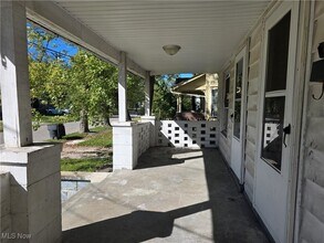 846 Hunter St NW in Warren, OH - Building Photo - Building Photo