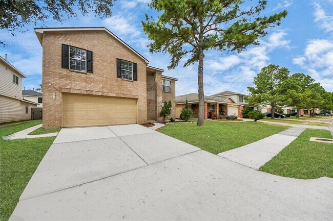 property at 2515 Knoll Shadows Ln