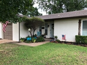 13908 Jeffrey Dr in Edmond, OK - Building Photo - Building Photo