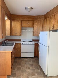 280 First Ave. NW photo'