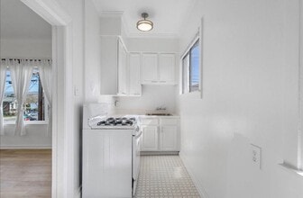 1551 St Charles St in Alameda, CA - Building Photo - Building Photo