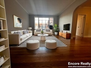 101 Longwood Ave, Unit 6 in Brookline, MA - Building Photo - Building Photo