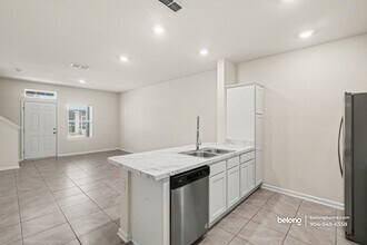 86752 Shortline Cir in Yulee, FL - Foto de edificio - Building Photo