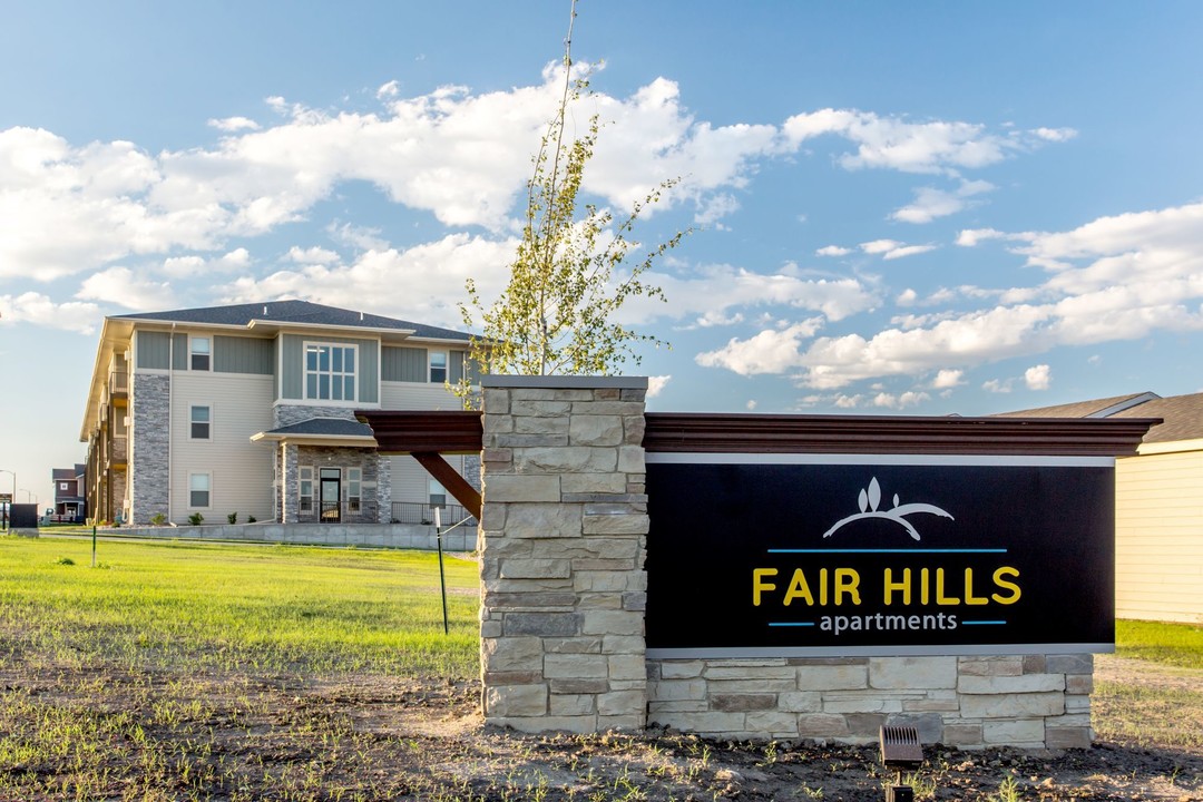 Fair Hills Photo