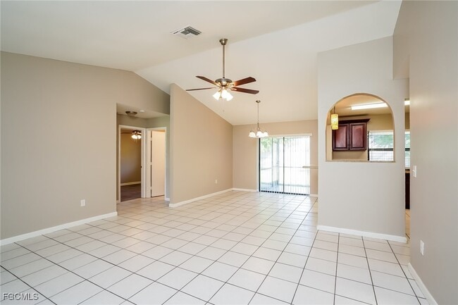 property at 1511 SE 33rd St