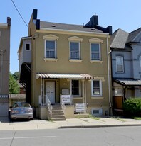 85 Wilson St in Hamilton, ON - Building Photo