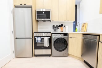 170 1st Ave. in New York, NY - Building Photo - Building Photo