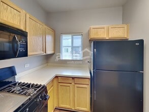 148 Enclave C in Bolingbrook, IL - Building Photo - Building Photo