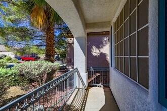 10326 Queens Church Ave in Las Vegas, NV - Building Photo - Building Photo