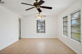 18 Tangerine Ct in Lehigh Acres, FL - Building Photo - Building Photo
