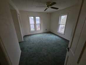 213 N 7th St in Byesville, OH - Building Photo - Building Photo
