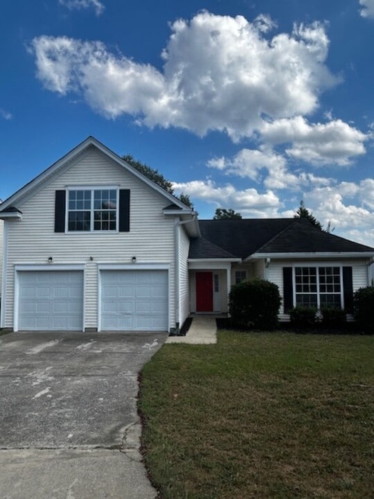 112 Edgecliff Way in Columbia, SC - Building Photo