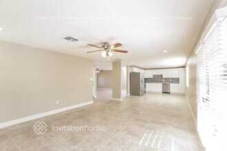 13027 N 37th Pl in Phoenix, AZ - Building Photo - Building Photo
