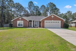 6673 Redfield St in Navarre, FL - Building Photo